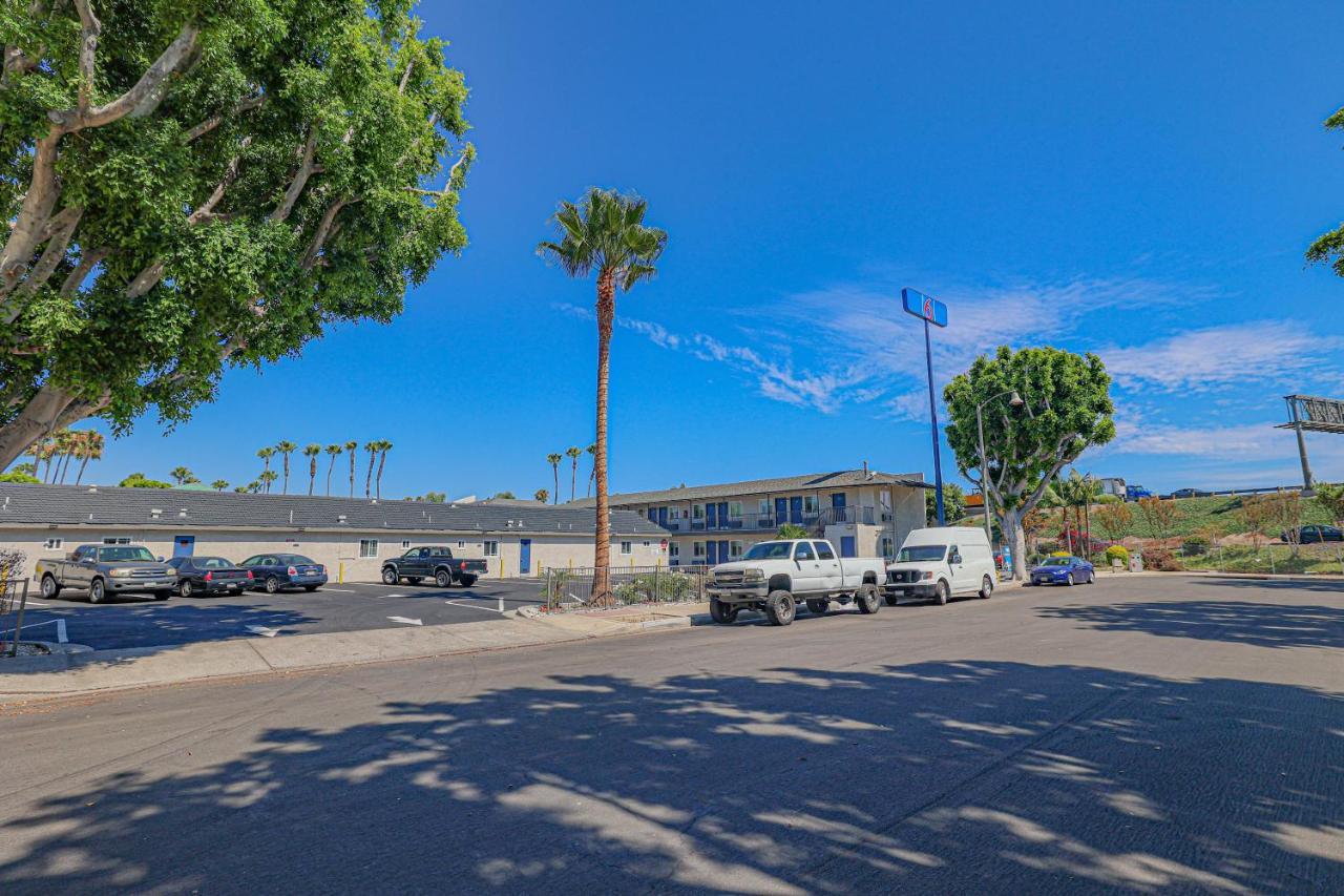 Motel 6, Tustin, Orange County-Ca Ngoại thất bức ảnh